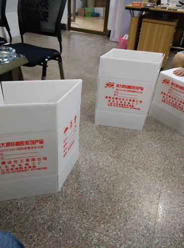 农药钙塑箱 诺众钙塑包装箱如何成为塑料包装箱的优选